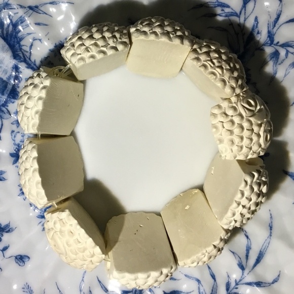 Hand Carved Roses~Meerschaum~Elastic 10 Link Bracelet~Vintage - Picture 4 of 4